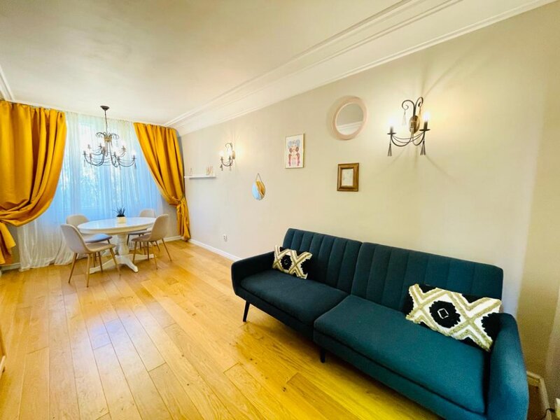 Pajura, Presei, apartament 3 camere deosebit, centrala proprie