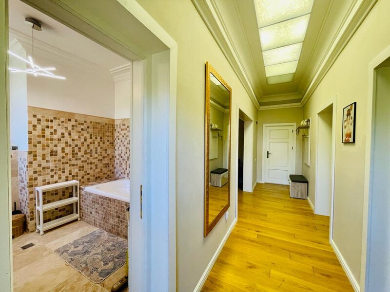 Pajura, Presei, apartament 3 camere deosebit, centrala proprie