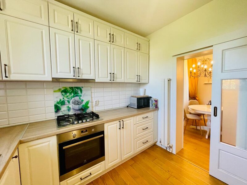 Pajura, Presei, apartament 3 camere deosebit, centrala proprie