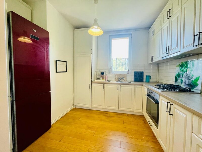 Pajura, Presei, apartament 3 camere deosebit, centrala proprie