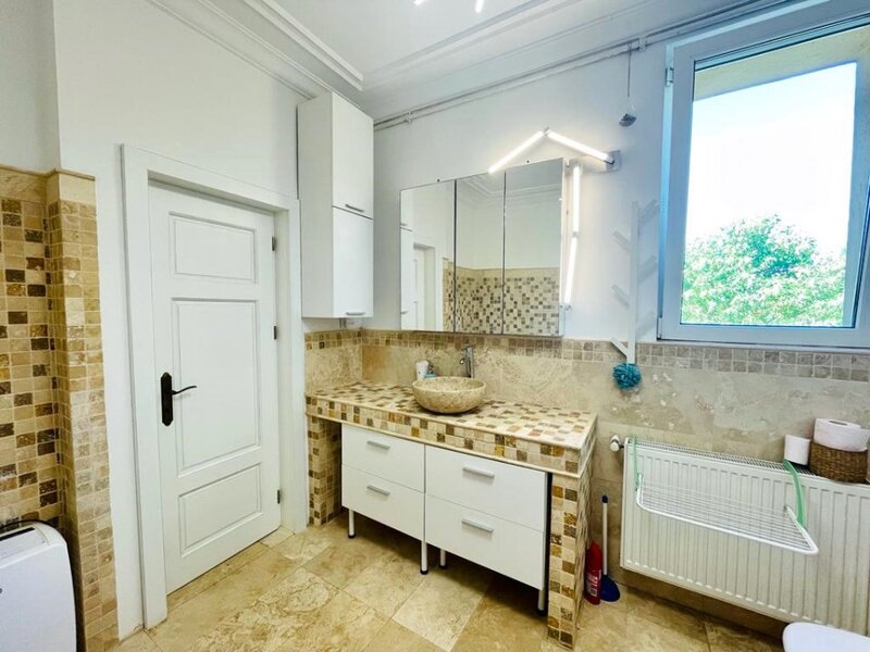 Pajura, Presei, apartament 3 camere deosebit, centrala proprie