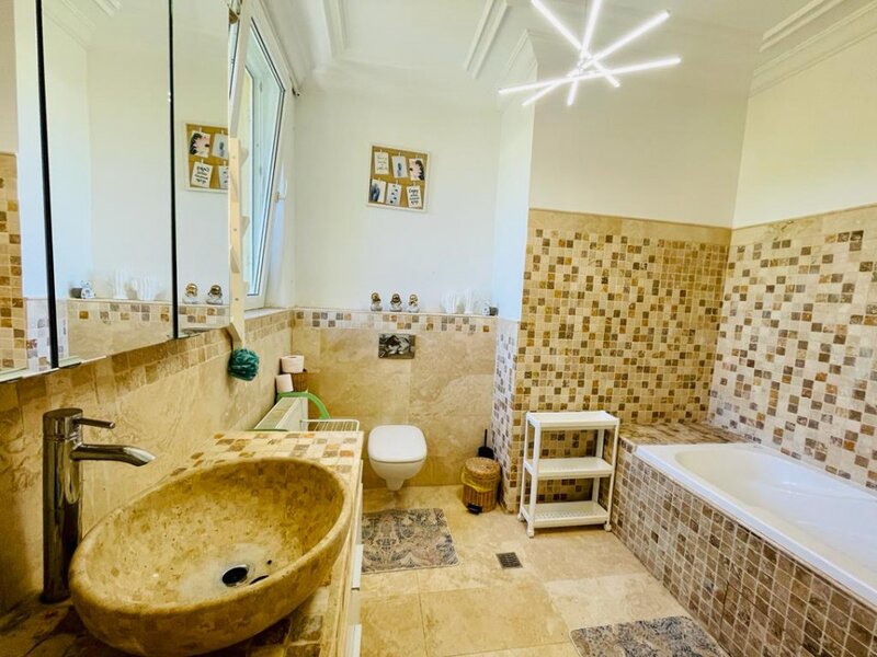 Pajura, Presei, apartament 3 camere deosebit, centrala proprie